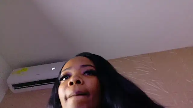 Snapshot of nina_bae chatting on July 2026 07:53:02 PM nina bae online show from July 2026 07:53:02 PM