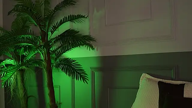 Amara Velvet  online show from April 2026 09:59:02 PM