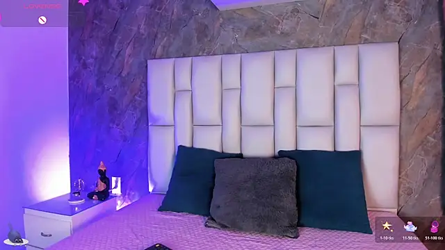 lya gomez online show from April 2026 03:36:02 AM