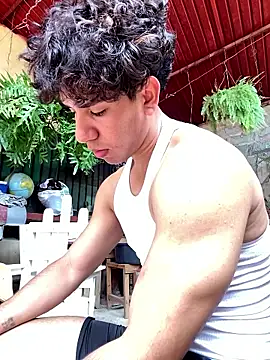 Snapshot of Alejandrososas chatting on March 2026 05:35:01 PM Alejandrososas online show from March 2026 05:35:01 PM