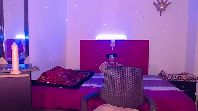 cellesthee online show from April 2026 09:04:01 AM