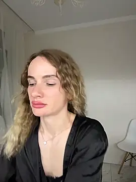 AinyrVixxen online show from April 2026 10:47:02 PM