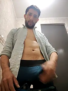 lordjuanpis online show from April 2026 08:17:02 PM