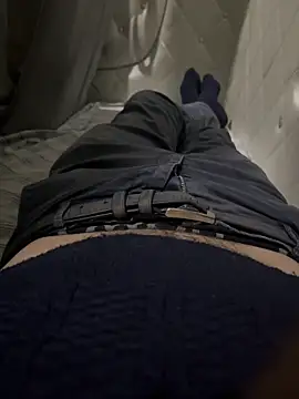 frenk33 online show from February 2026 09:46:01 PM