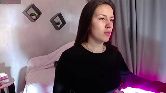 Snapshot of asti_bubbles chatting on May 2026 01:14:01 AM asti bubbles online show from May 2026 01:14:01 AM