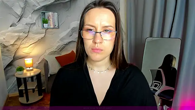 Snapshot of asti_bubbles chatting on June 2026 01:33:01 AM asti bubbles online show from June 2026 01:33:01 AM