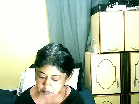 Snapshot of IndianPleasures21 chatting on May 2026 05:51:01 PM IndianPleasures21 online show from May 2026 05:51:01 PM