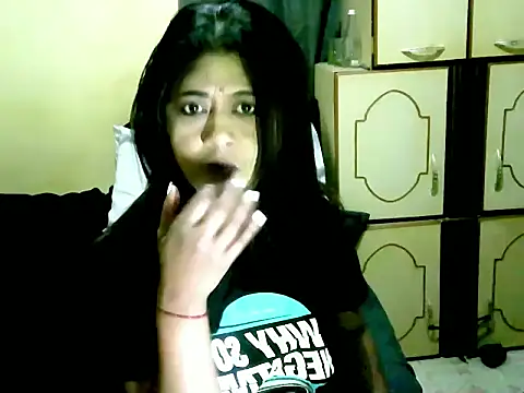 Snapshot of IndianPleasures21 chatting on June 2026 02:36:02 AM IndianPleasures21 online show from June 2026 02:36:02 AM