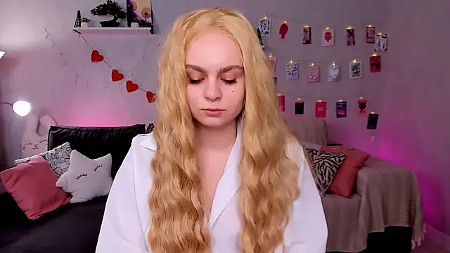 VivienAllen online show from March 2026 09:38:02 AM