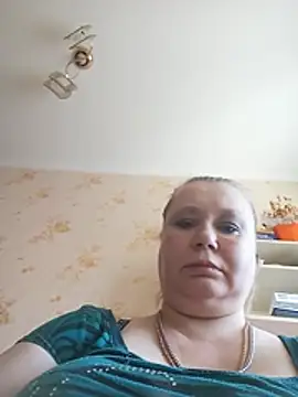 Snapshot of KiraStanton chatting on June 2026 10:04:01 AM KiraStanton online show from June 2026 10:04:01 AM