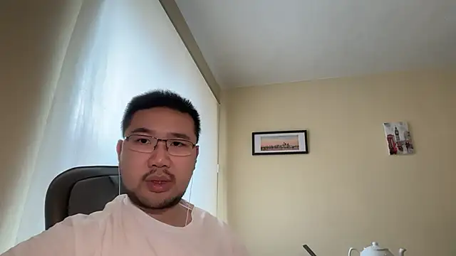 jasonryu2025 online show from April 2026 11:46:02 AM