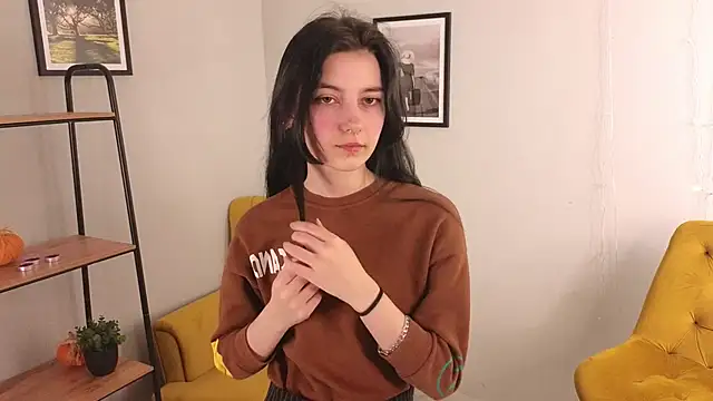 Lilian Merf online show from March 2026 10:48:02 AM