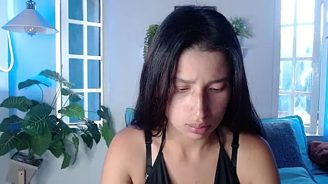 Snapshot of milk_chloe_ chatting on March 2026 01:28:01 PM milk chloe online show from March 2026 01:28:01 PM