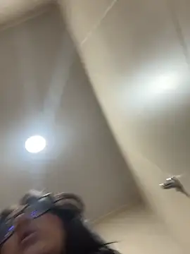 susi chimm online show from April 2026 01:39:01 PM