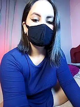 aiuniee hot online show from April 2026 06:09:02 PM