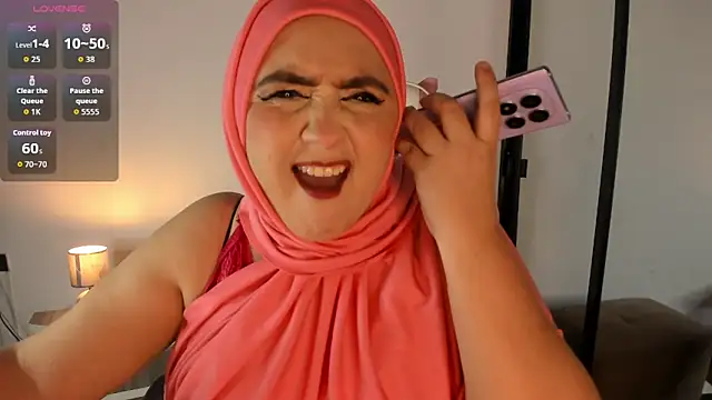 Snapshot of HijabiMilff chatting on May 2026 03:53:01 PM HijabiMilff online show from May 2026 03:53:01 PM