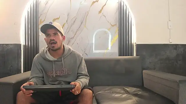 Latins on fire online show from April 2026 12:12:01 PM