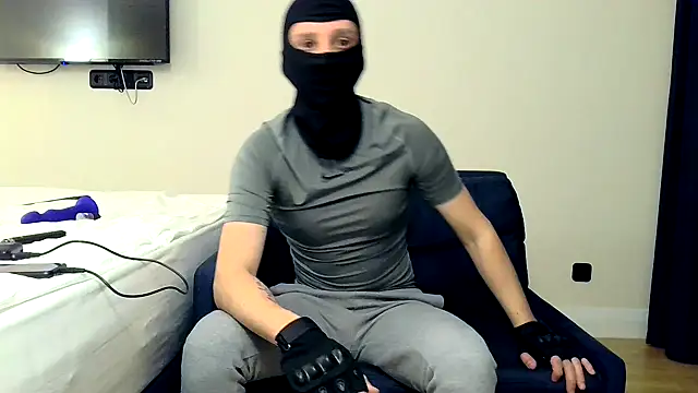 RyanRubber online show from April 2026 07:23:02 PM