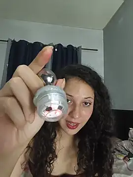 FeliciaFeluri online show from June 2026 09:25:01 PM