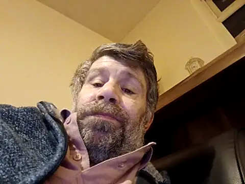 stud2512 online show from February 2026 07:22:01 PM