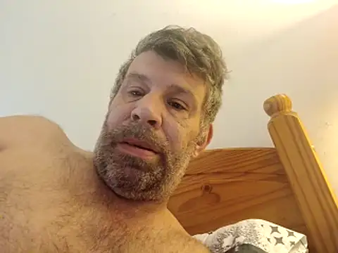 Snapshot of stud2512 chatting on April 2026 07:17:02 AM stud2512 online show from April 2026 07:17:02 AM