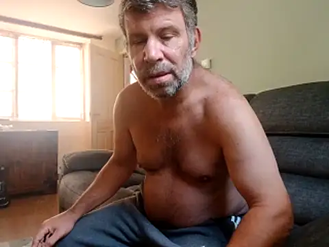 Snapshot of stud2512 chatting on July 2026 08:42:01 AM stud2512 online show from July 2026 08:42:01 AM