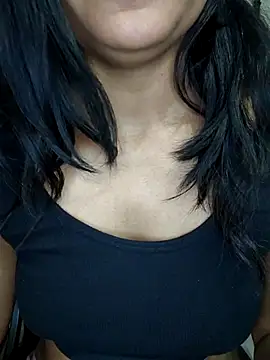 Snapshot of MAHAK_3 chatting on March 2026 10:27:02 PM MAHAK 3 online show from March 2026 10:27:02 PM