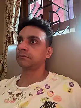 online4u08 online show from April 2026 11:05:01 AM