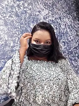 Cutie bae011 online show from March 2026 05:15:01 PM