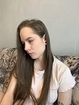 DivaAurum online show from March 2026 07:36:01 AM