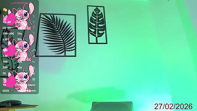 Ashly Luxx online show from February 2026 01:33:02 PM