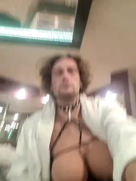 pleasser1985 online show from March 2026 04:42:01 AM