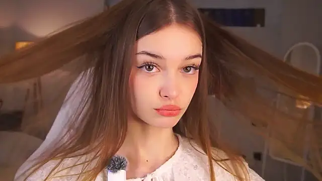 JodiAwyie online show from March 2026 05:20:01 PM