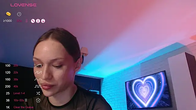 Jade Amore online show from April 2026 05:07:01 PM