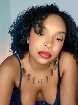 Snapshot of nessa_wine chatting on February 2026 07:35:01 PM nessa wine online show from February 2026 07:35:01 PM