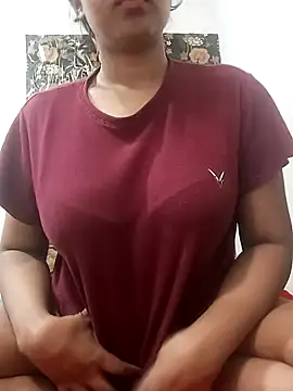 Snapshot of Queen-miyasi chatting on June 2026 07:13:01 AM Queen-miyasi online show from June 2026 07:13:01 AM