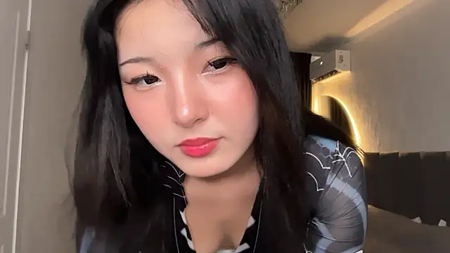 minnie joy online show from July 2026 12:30:02 PM