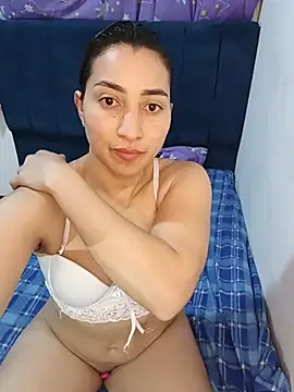 Snapshot of ANGELY_WET_JEET chatting on June 2026 02:53:02 AM ANGELY WET JEET online show from June 2026 02:53:02 AM