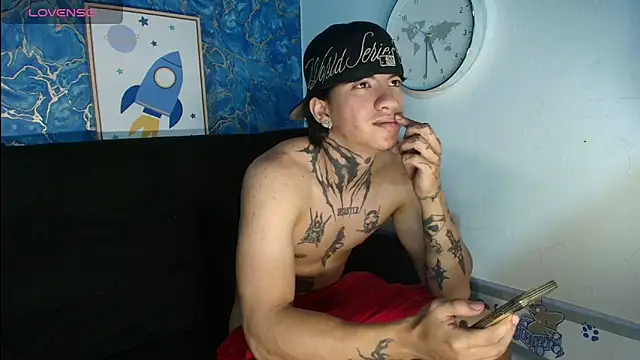 Snapshot of Tessarion_Black chatting on June 2026 04:34:02 AM Tessarion Black online show from June 2026 04:34:02 AM