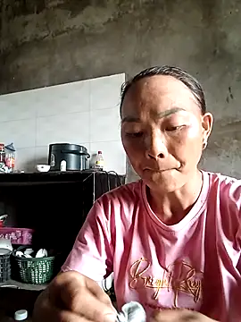 elen8800 online show from March 2026 04:25:01 AM