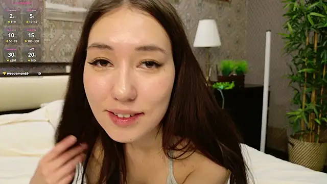 AnnieHeywood online show from March 2026 04:36:01 PM