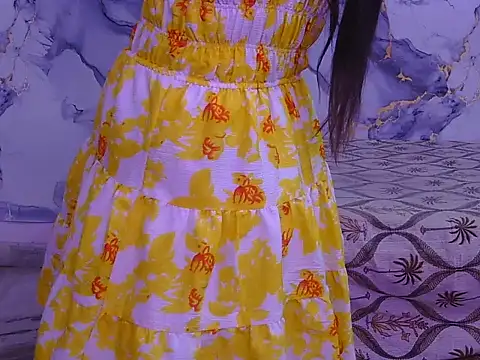 Aayesha-queen online show from April 2026 04:01:01 AM