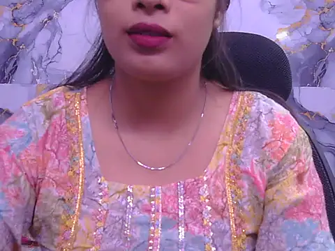 Aayesha-queen online show from May 2026 03:58:02 AM