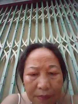 heesuu11 online show from May 2026 10:11:02 PM