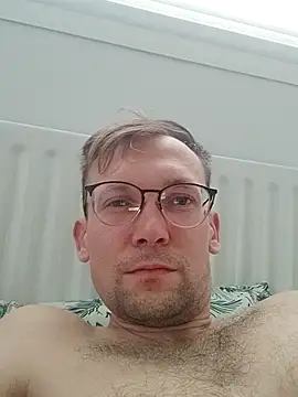 GaryJohnson79 online show from March 2026 10:20:01 AM