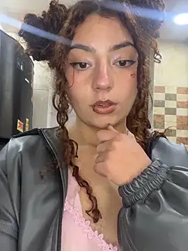 ZoeVixen online show from June 2026 07:47:02 PM
