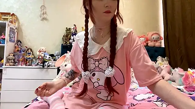 AlisaHoshiCos online show from April 2026 08:17:02 AM