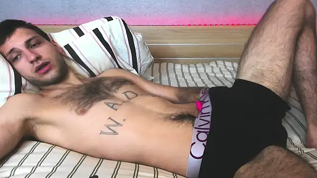 DarkRogue19 online show from April 2026 05:10:01 AM