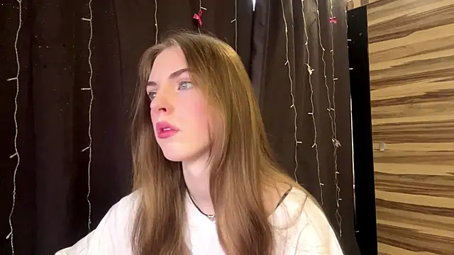 PollyDream online show from March 2026 07:15:01 AM