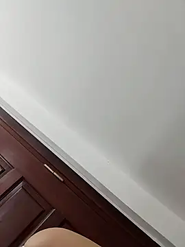 Jinnie sexy online show from April 2026 01:03:01 PM